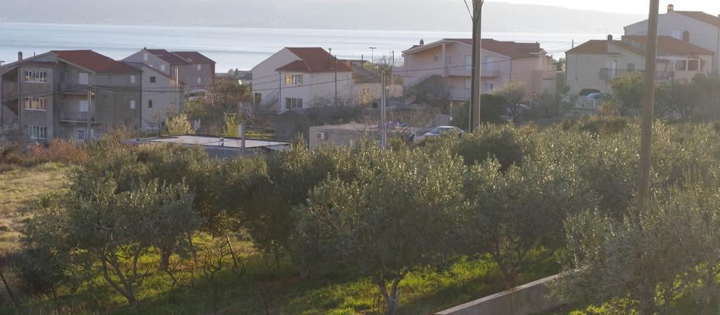 Apartment Lumago Kaštela エクステリア 写真