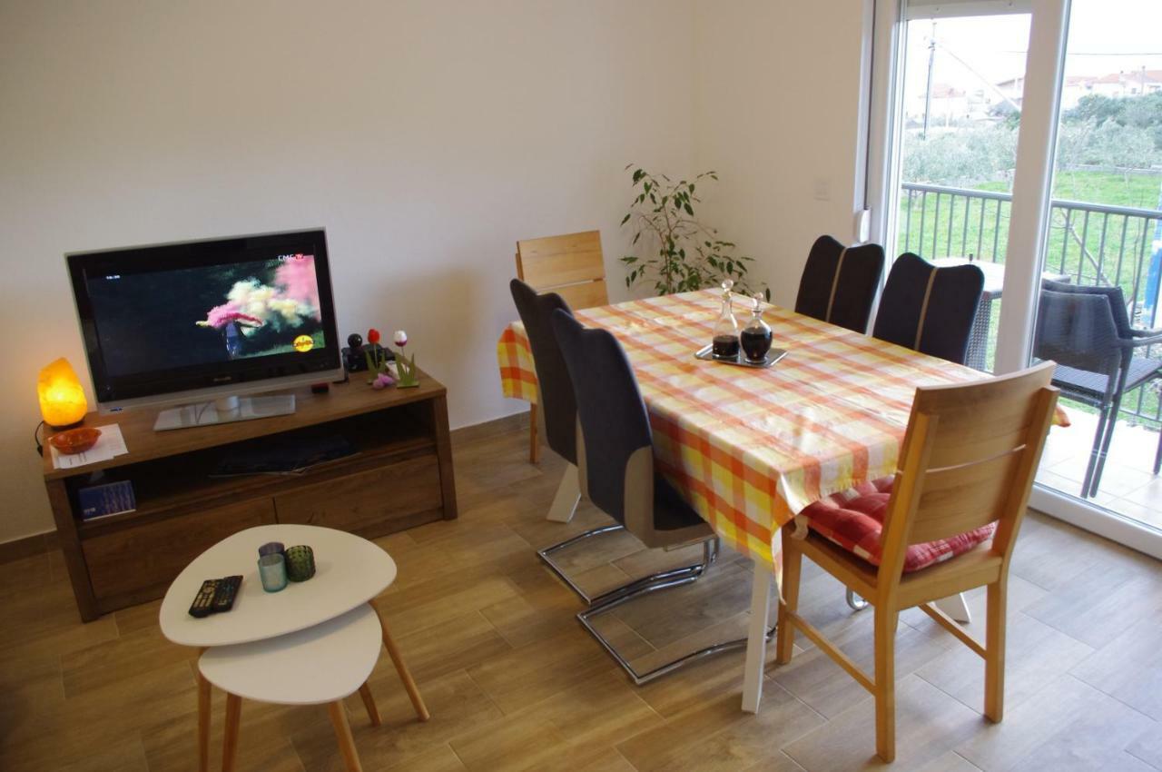 Apartment Lumago Kaštela エクステリア 写真