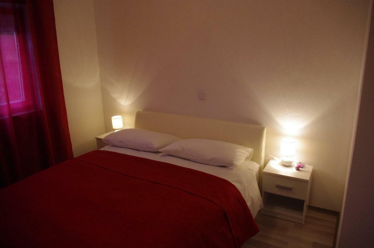 Apartment Lumago Kaštela エクステリア 写真